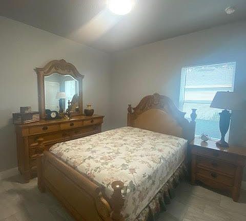 3rd image of 8 Llosee Ct #B