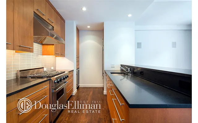 Rented by Douglas Elliman | media 11