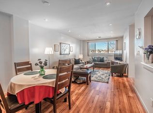 200 Paterson Ave #3B-OOO6, East Rutherford, NJ 07073