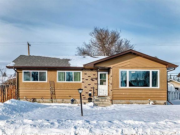2nd image of 4924 S 39th St