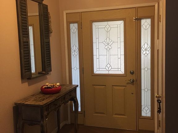 2nd image of 1114 Greenbriar Ave #1