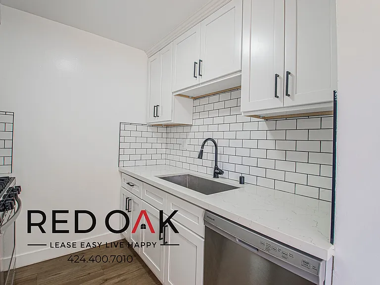 3066 W 15th St #206 — Photo 8