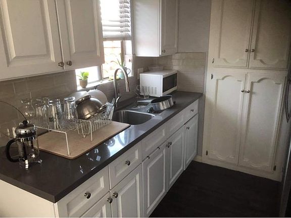 2nd image of 507 Coronado Ave APT C