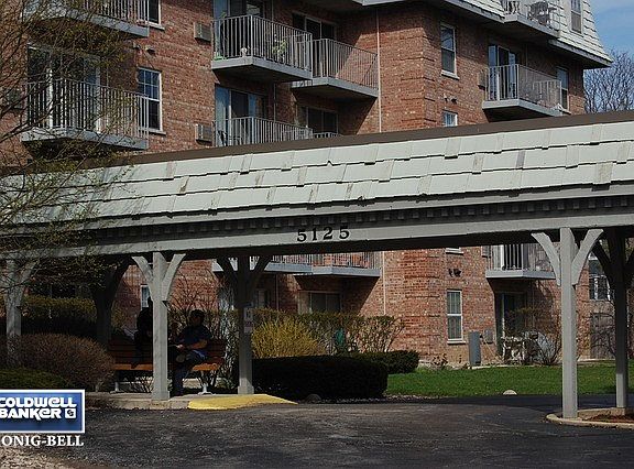 2nd image of 5125 Blodgett Ave APT 215-T