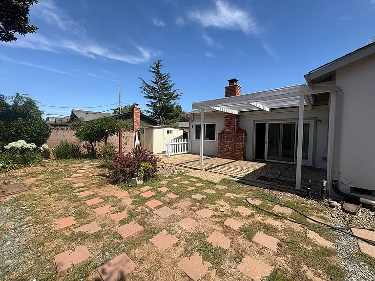 3046 Notre Dame Dr — Photo 12