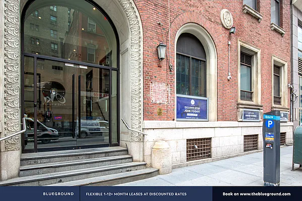 Rented by The Blueground | media 27