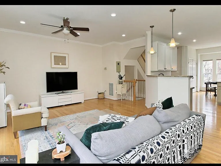 4635 Buckhorn Rdg — Photo 2