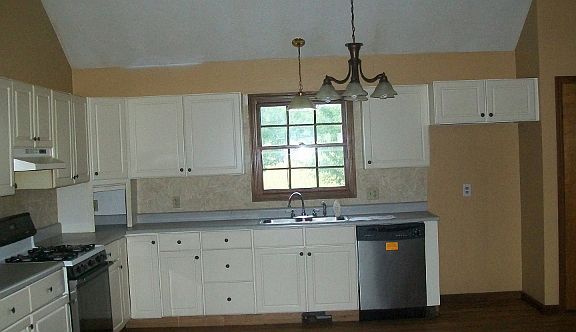 4th image of 7139 E County Road 750 N