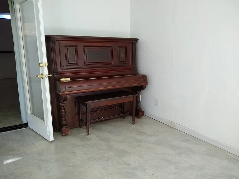 Bonus room