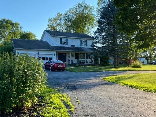 1st image of 20 Frederick Dr