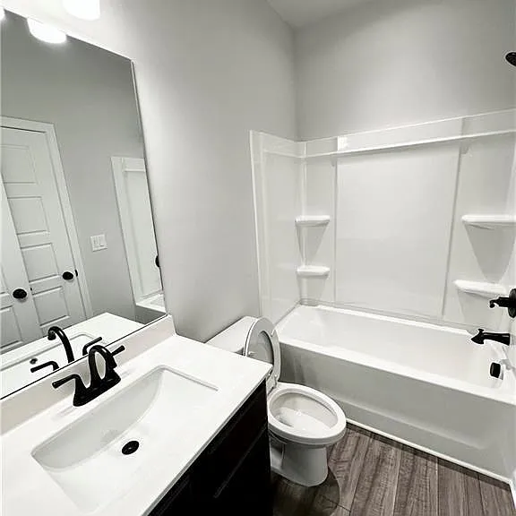 1772 Dover Creek Ln — Photo 7