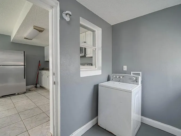 235 Palmetto Ave NW — Photo 12