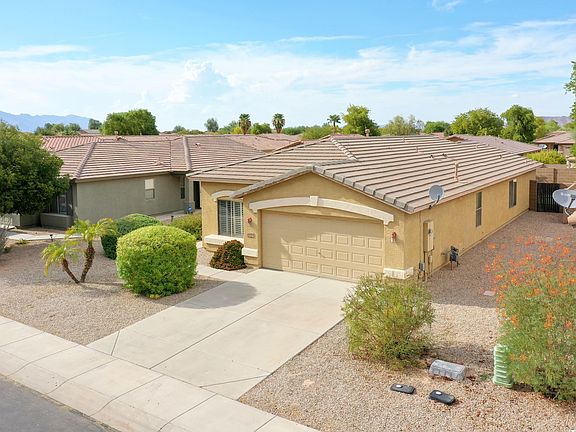 3rd image of 42294 W Bunker Dr