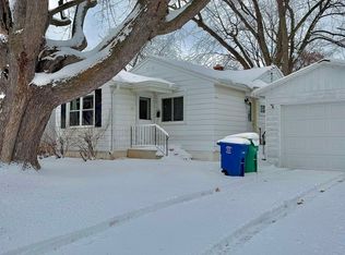 326 Gray St, Green Bay, WI 54303