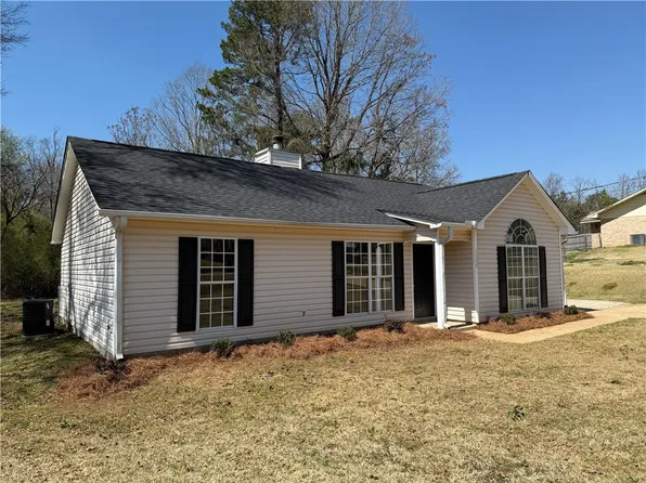 1139 County Road 193, Valley, AL 36854