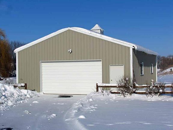 Pole barn