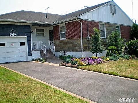 1st image of 1454 Egmont Pl