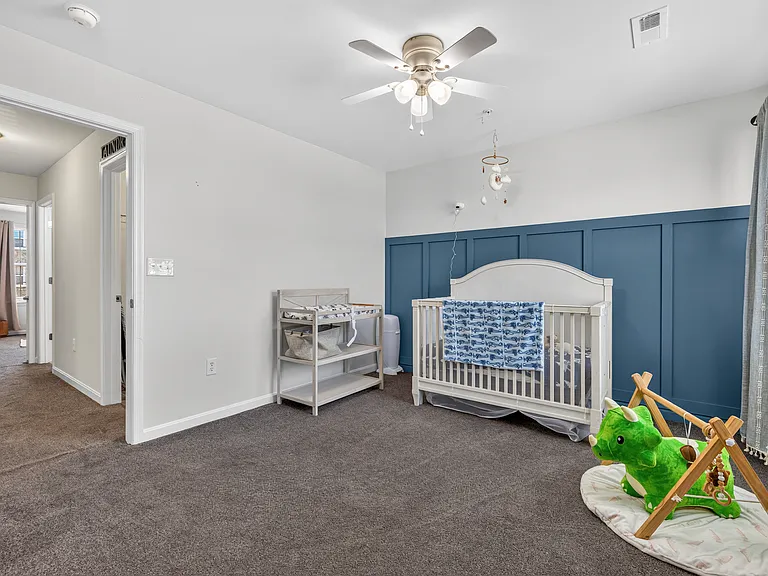 121 Polo Way — Photo 21