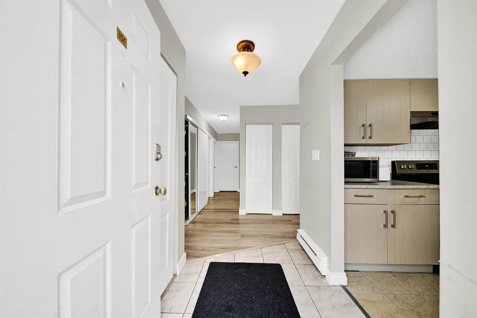 13275 70b Ave #104 photo 1