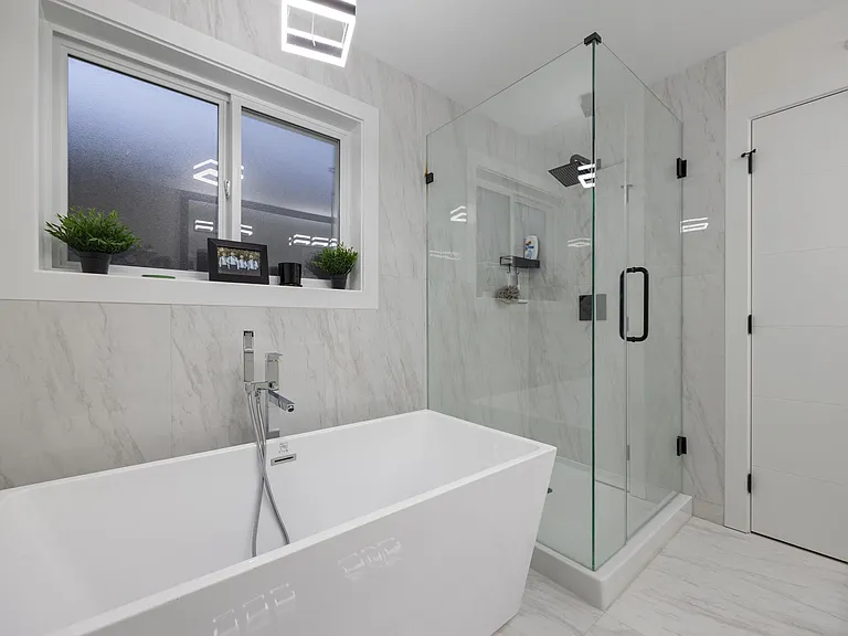 10500 McVeety St #UPPER — Photo 21