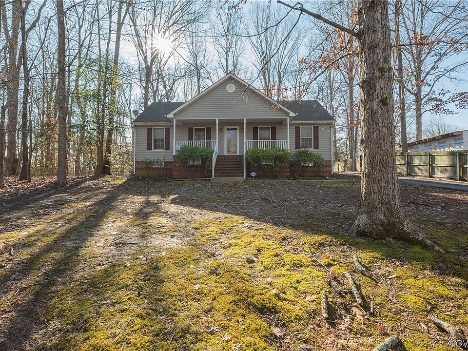 1st image of 3723 Iris Cir