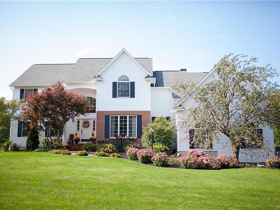 1st image of 8399 Glen Eagle Dr