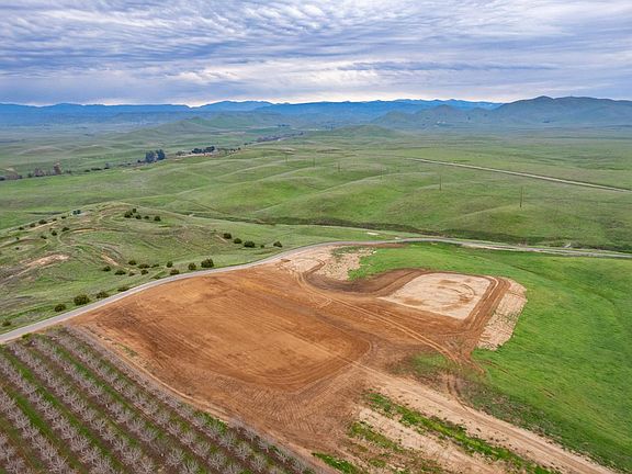 2nd image of 12875 Auberry Rd