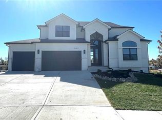 2307 SW Serena Pl, Lees Summit, MO 64082