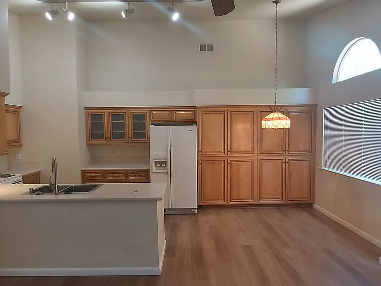 3835 Hunters Glen Pl — Photo 8