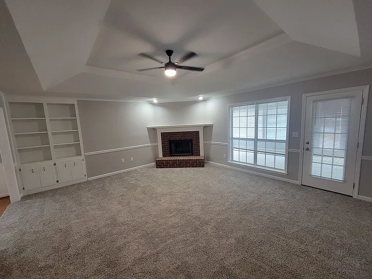 2910 Pointewest Dr — Photo 6
