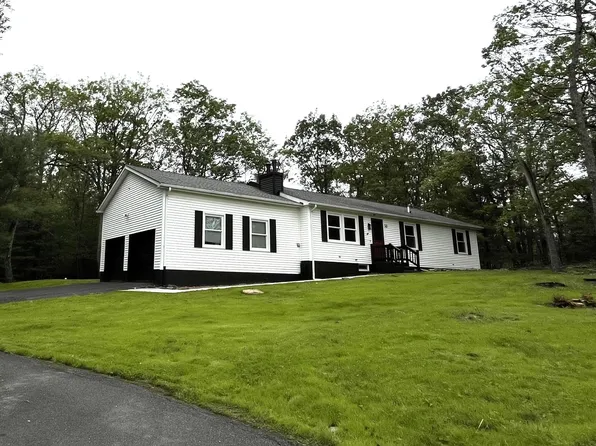 3015 Mountain Ter, Stroudsburg, PA 18360