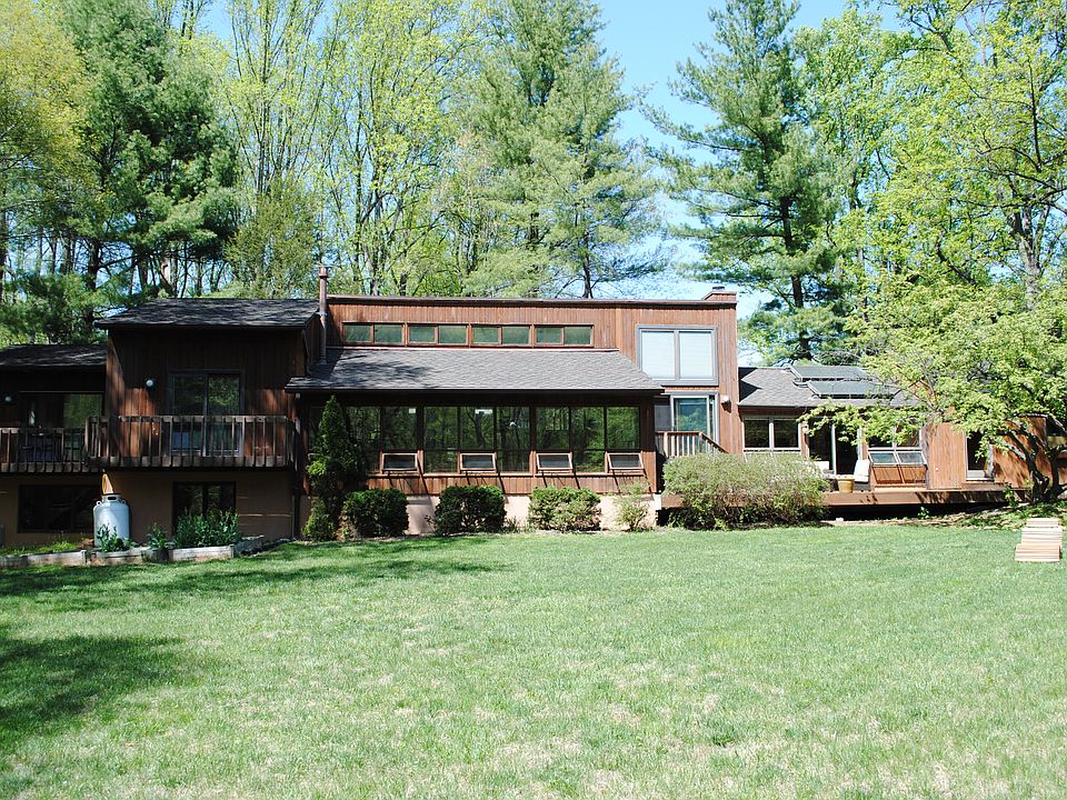1st image of 10213 Forest Lake Dr
