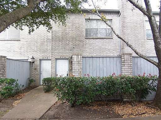 1st image of 674 Wilcrest Dr #674