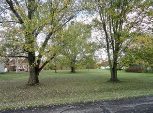 211 N Skytop Rd, Edinboro, PA 16412