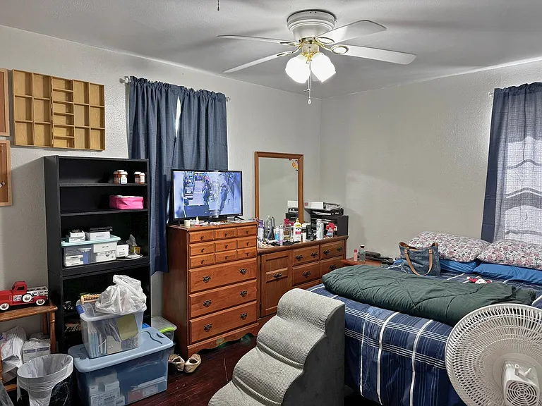 1609 Sunnyside Ln — Photo 11