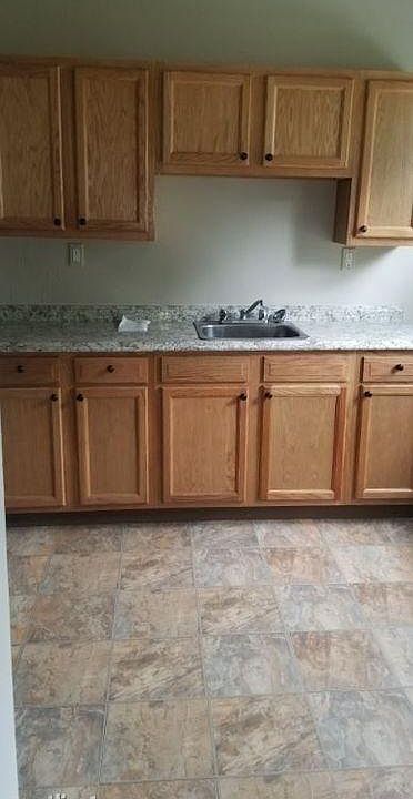 2nd image of 198 Birr St APT 1