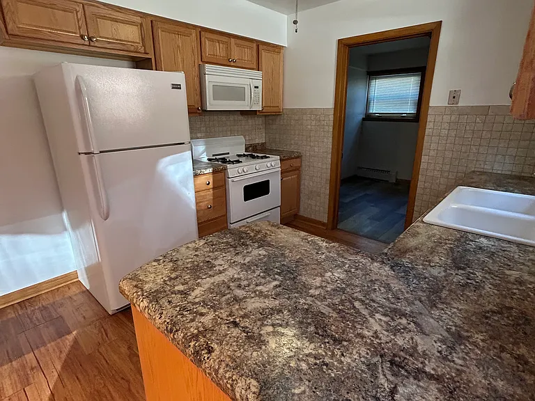 8057 W Churchill Ave #1B — Photo 6