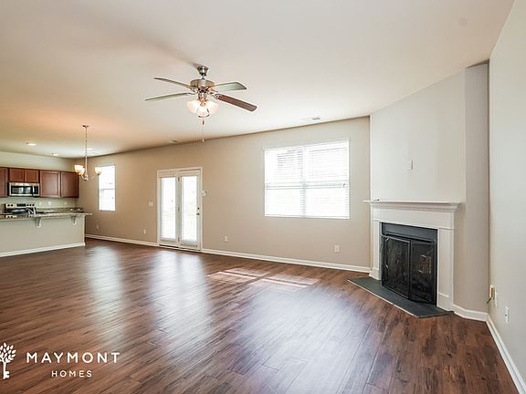 5th image of 220 Autumn Terrace Ln