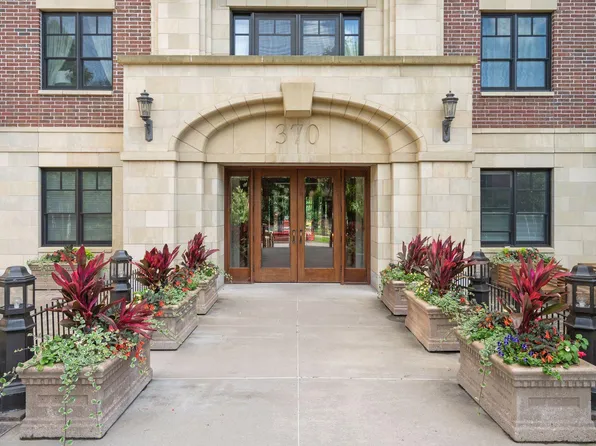 370 Marshall Ave APT 204, Saint Paul, MN 55102