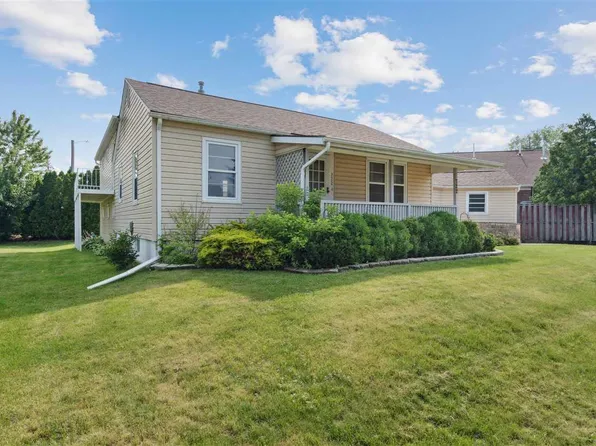 722 47th Ave, Amana, IA 52203