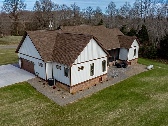 4th image of 343 Comanche Way