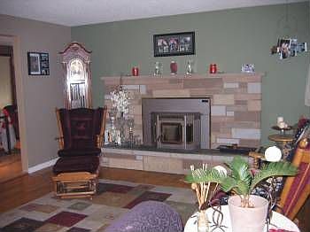 4th image of 4816 75th St E