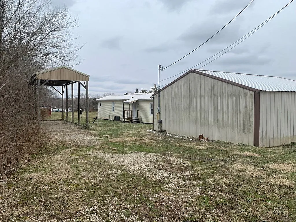 655 Meramec Ave photo 1