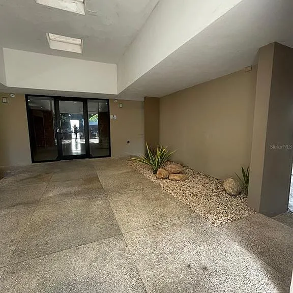 80 Kings Ct #2 — Photo 3
