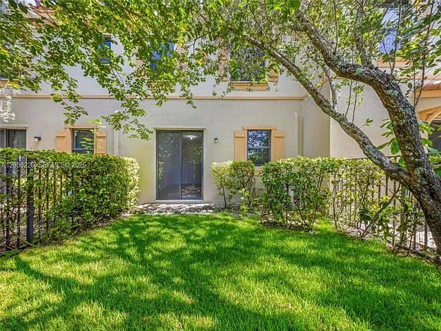 3952 Devenshire Ct — Photo 16