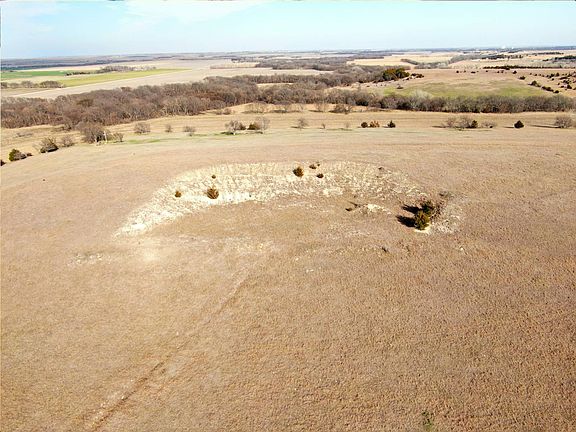 4th image of 2 Vale Rd