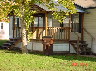 155 Tonkawa Trl, Lockhart, TX 78644