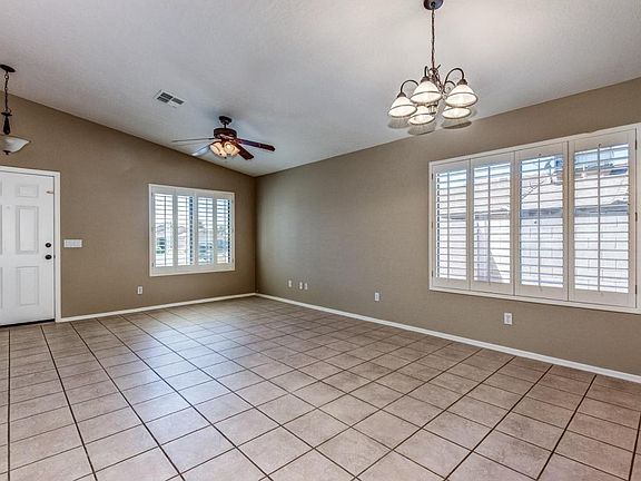 5th image of 3726 W Surrey Ave
