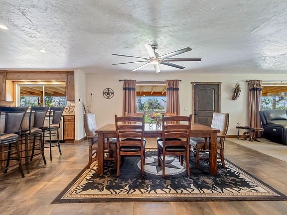 5th image of 3068 SW Reif Rd