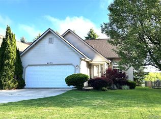 6075 Davison Rd, Burton, MI 48509